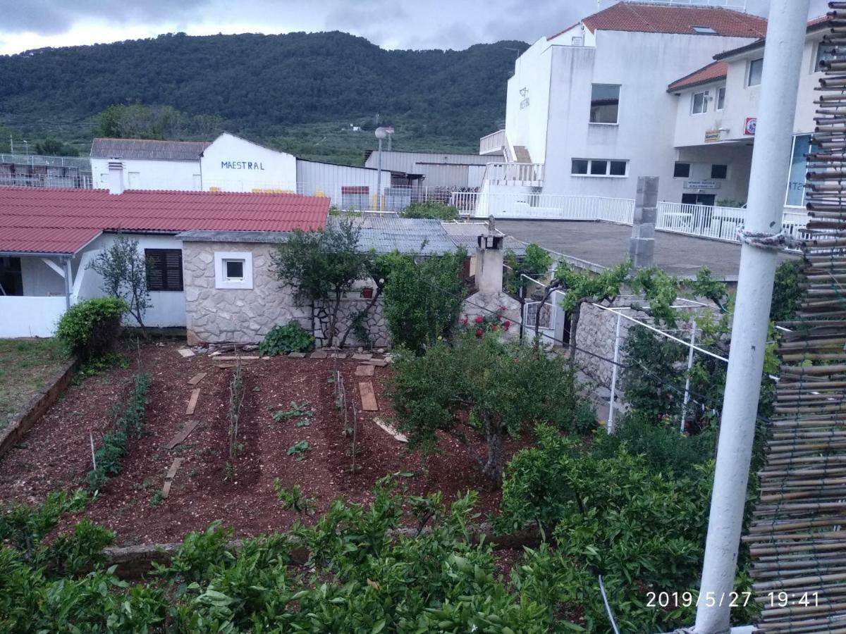 Apartament Kontin1 Stari Grad  Zewnętrze zdjęcie
